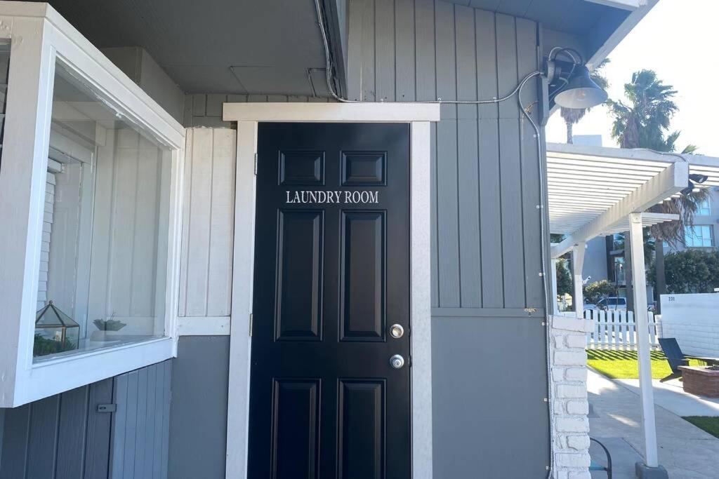 Steps To The Beach, Pacific City And Main Street - Studio Huntington Beach Exterior photo